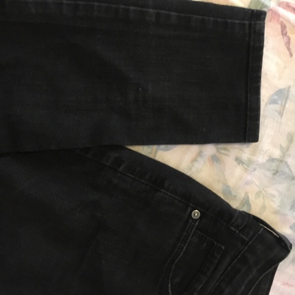 Black jeans - Picture 3 of 3